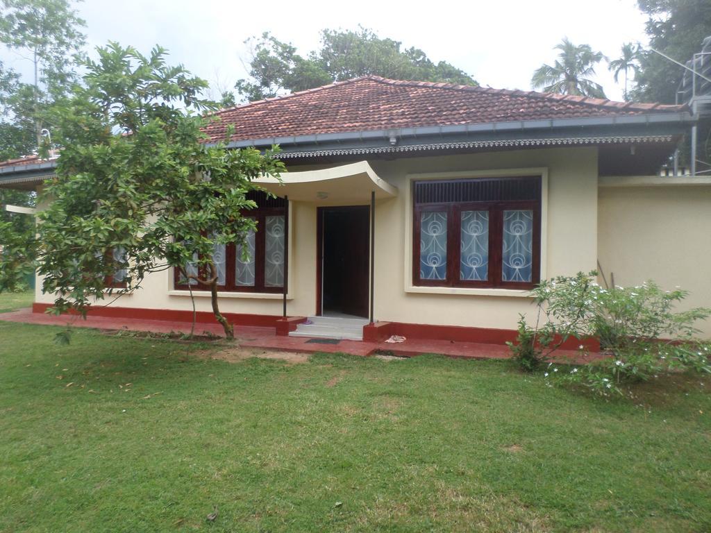 Grand Villa Mirissa Extérieur photo